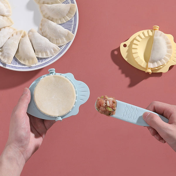Plastic Dumpling Maker Set Dumpling Press Mold with Stuffing Spoon Dough Cutter
